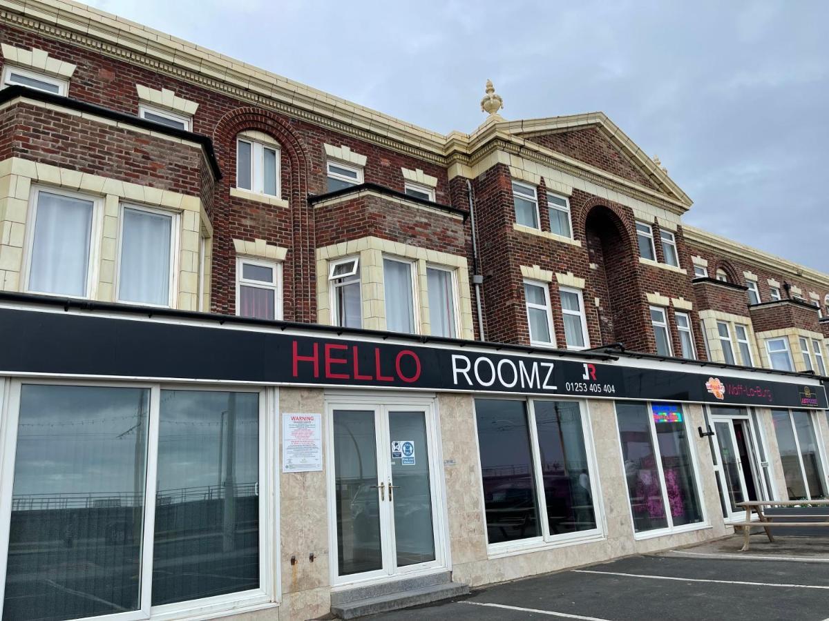 Hello Roomz - Pleasure Beach Blackpool Luaran gambar